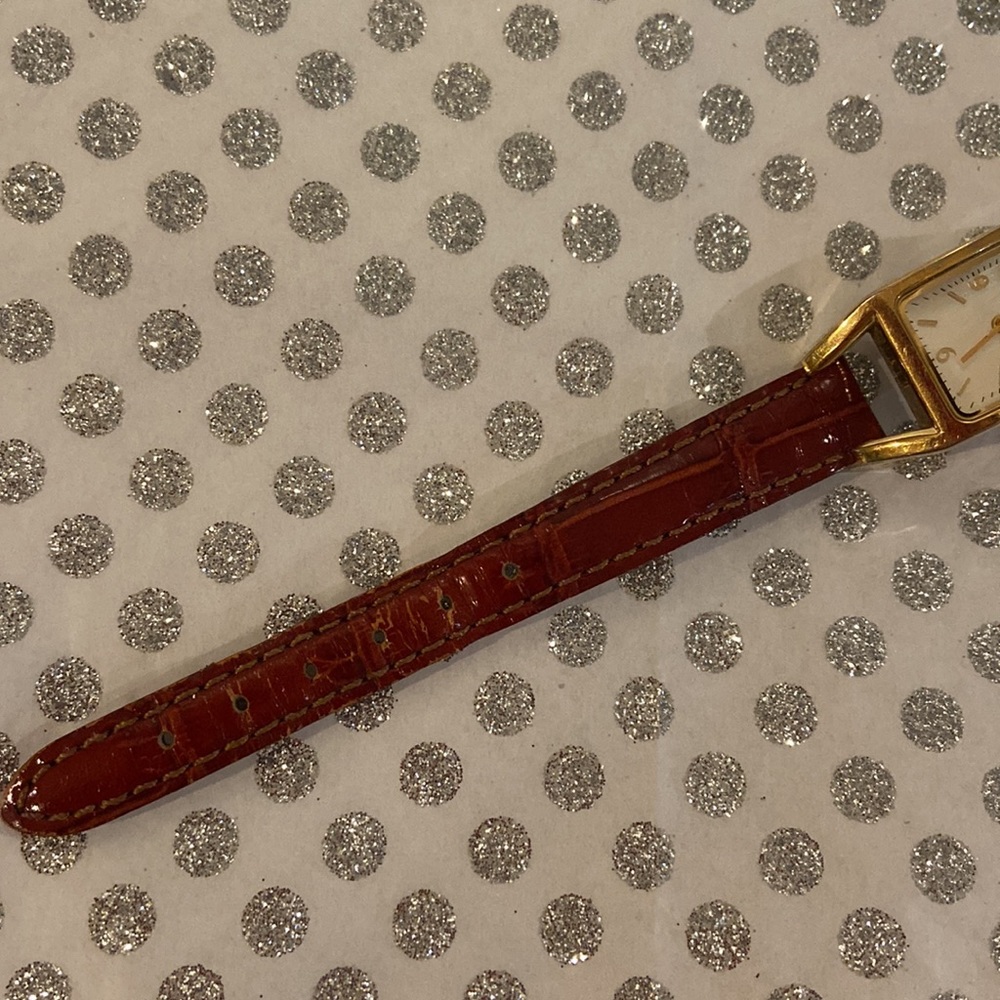 Anne Klein - Picture 4 of 5